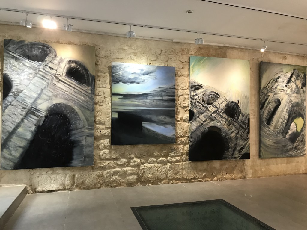 exhibition with abstract and text related works of Diana Hajji at bengtssonfineart